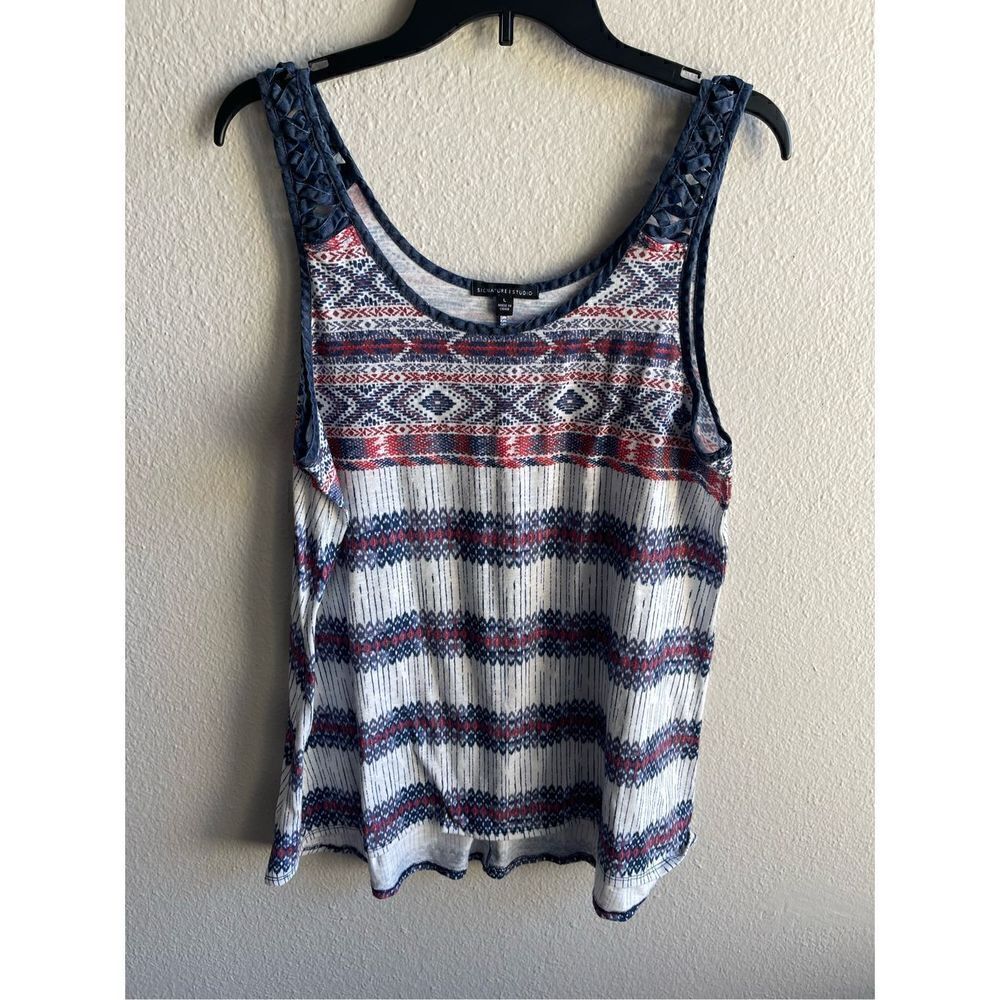 ❤️Signature Studio Tank Top 